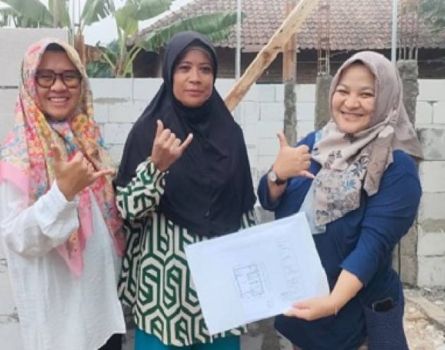 Partisipasi KJI dalam Program Bedah Rumah Krakatau Steel Group